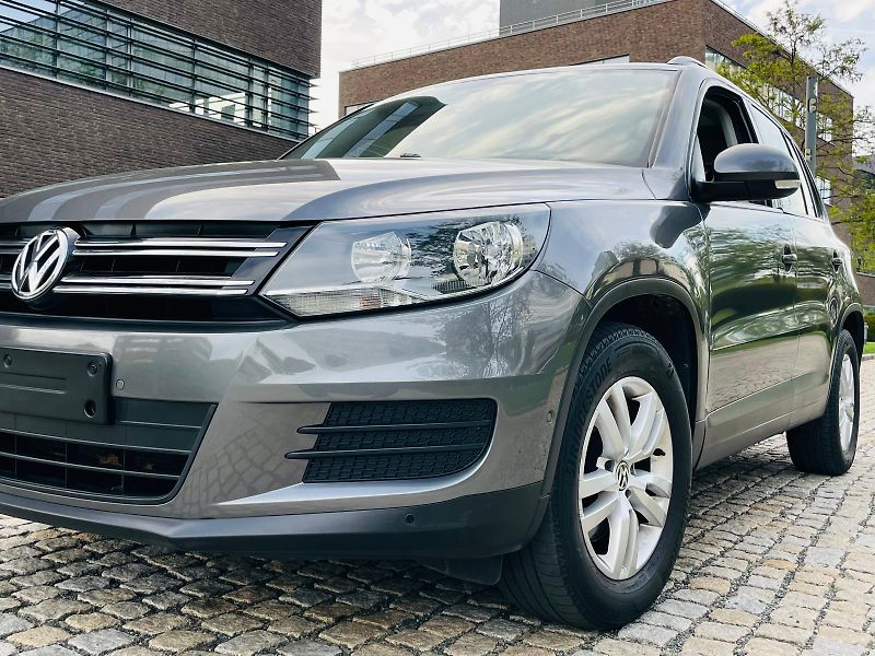 Volkswagen Tiguan 1.4TSI MANUÁL SENZORY TAŽNÉ - fotka 46 z 47