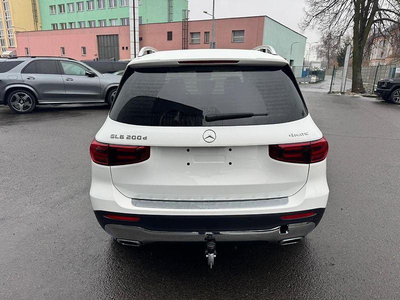 Mercedes-Benz GLB (2025) 200 d 4MATIC - fotka 5 z 25