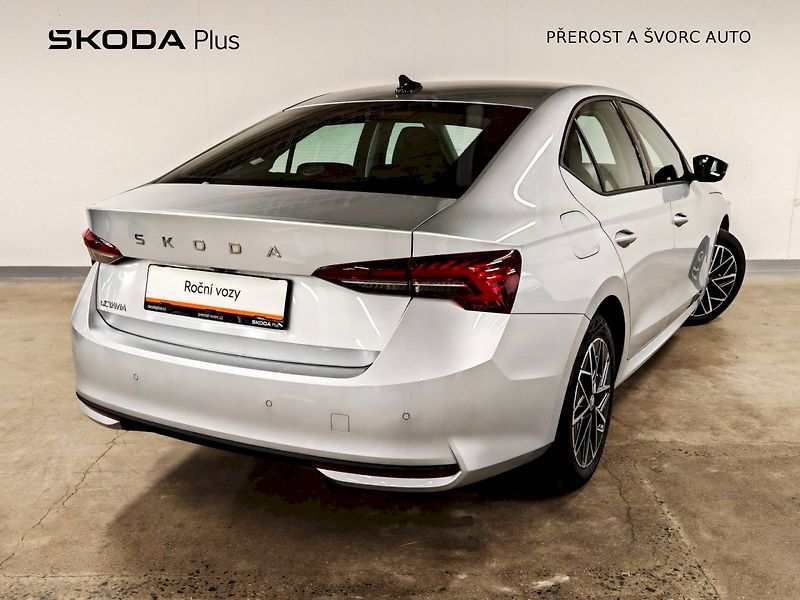Škoda Octavia (2024) 2.0 TDI 85 kW Selection - fotka 2 z 30