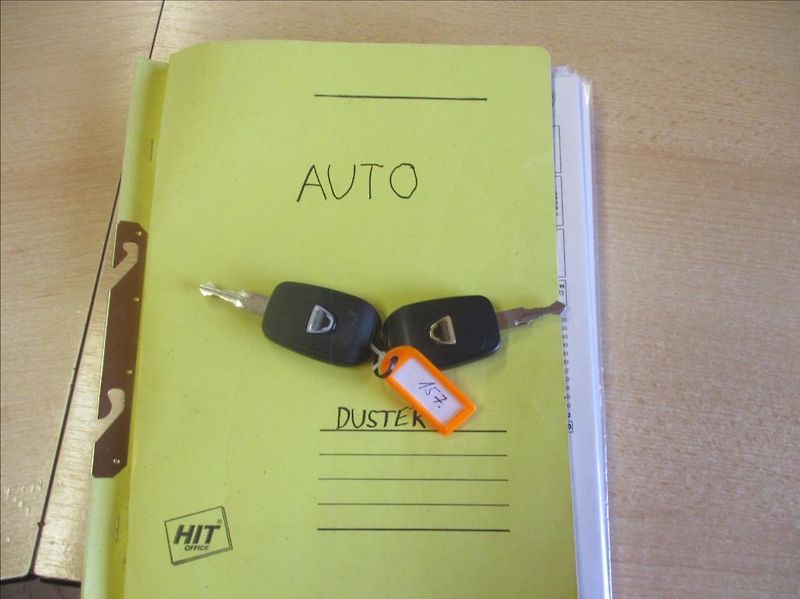 Dacia Duster 1,6 i 16v, klima,serv.historie - fotka 30 z 46