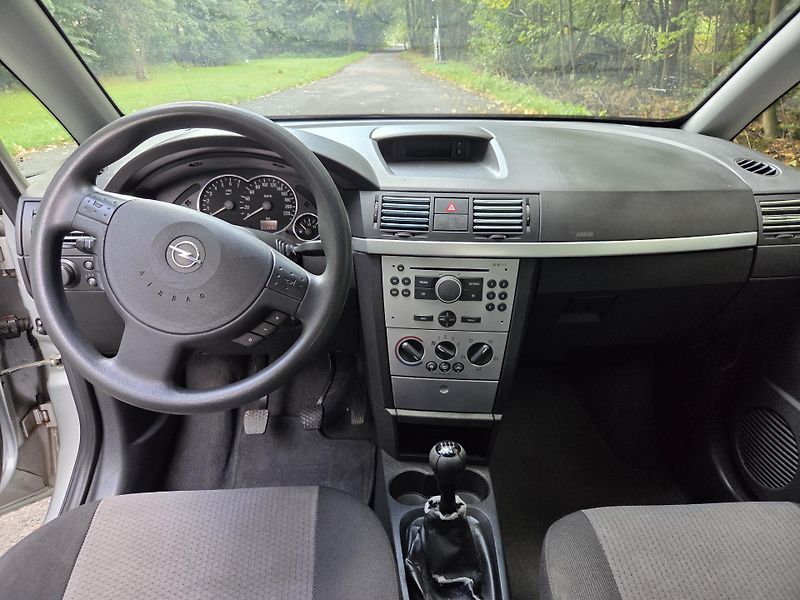 Opel Meriva (2005) - fotka 9 z 10