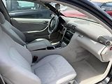Mercedes-Benz Třídy C (2001) 2.0 95kw - náhled 10
