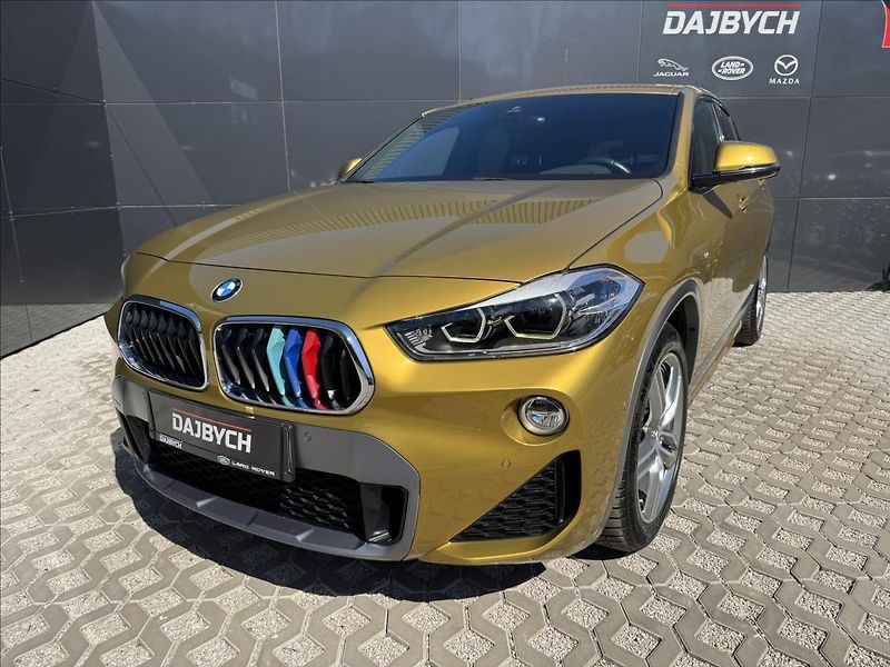 BMW X2 1,5 sDrive 18i M-Sport X DPH - fotka 2 z 30