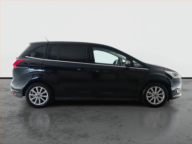 Ford Grand C-MAX (2015) Trend 1.5 TDCi, 7 míst, Navi - fotka 6 z 23