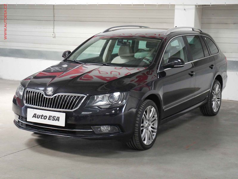 Škoda Superb (2013) 2.0 TDi 4x4, 2.maj, DSG - fotka 3 z 25