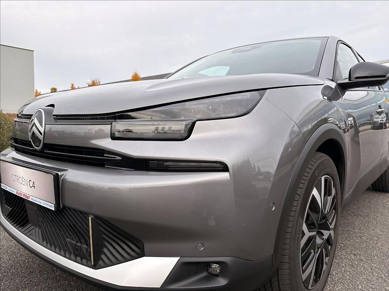 Citroën C4 1,2 MAX Petrol 130k Automatic - fotka 3 z 33