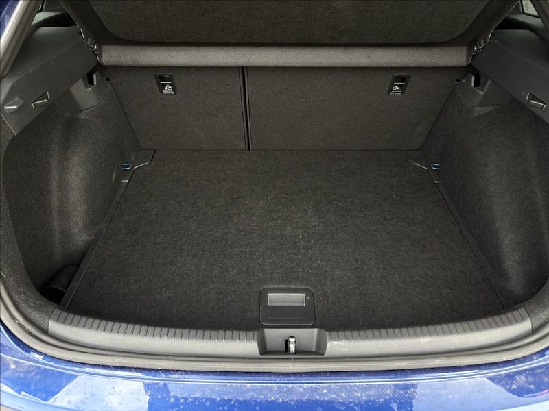 Volkswagen Taigo R- Line 1,0 TSI 81 KW DSG - fotka 35 z 35