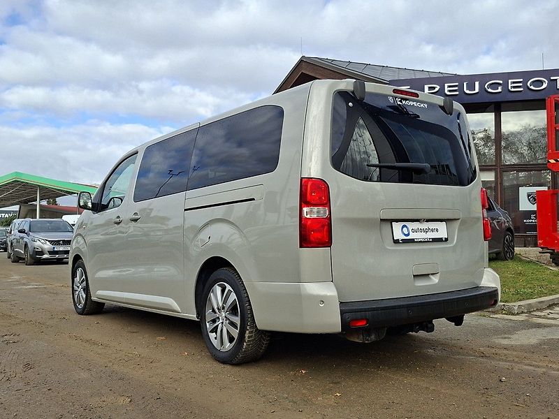 Peugeot Traveller LONG ALLURE 2,0 BHDI 180k EAT8 - fotka 10 z 25