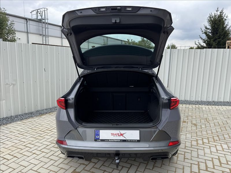 Cupra Formentor 2,0 TSI 140kW DSG 4Drive ČR - fotka 12 z 50