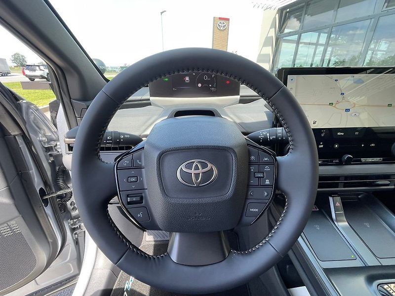 Toyota bZ4X BEV 380k 4x4 Style - fotka 23 z 32