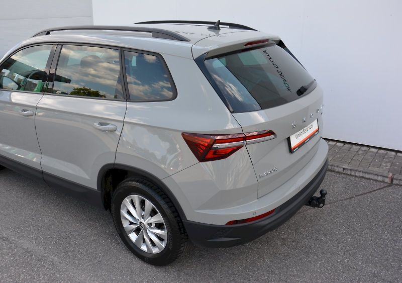 Škoda Karoq (2024) 1.5 TSI 110 KW Ambition PLUS - fotka 13 z 23