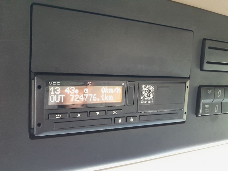 Mercedes-Benz Actros 1848 LowDeck - fotka 14 z 35