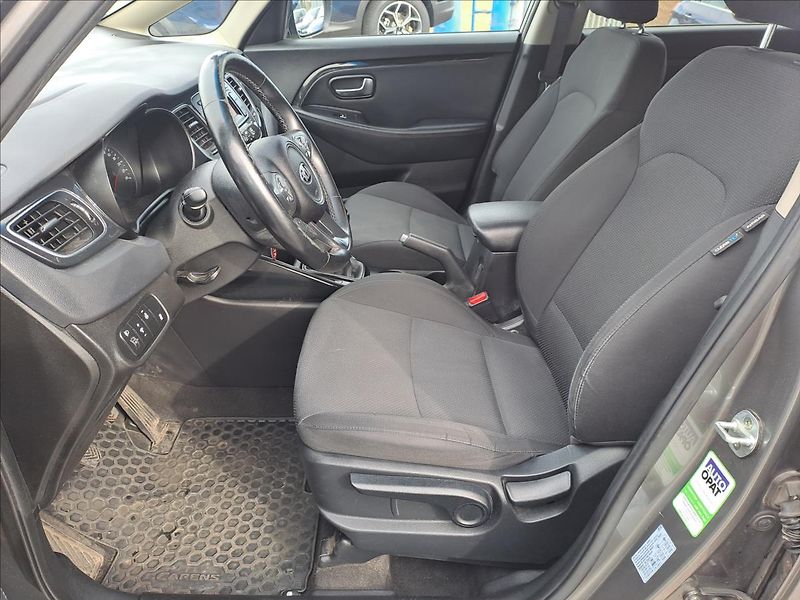 Kia Carens 1,7 CRDi SERVISKA,KOUPENO V CZ - fotka 5 z 16