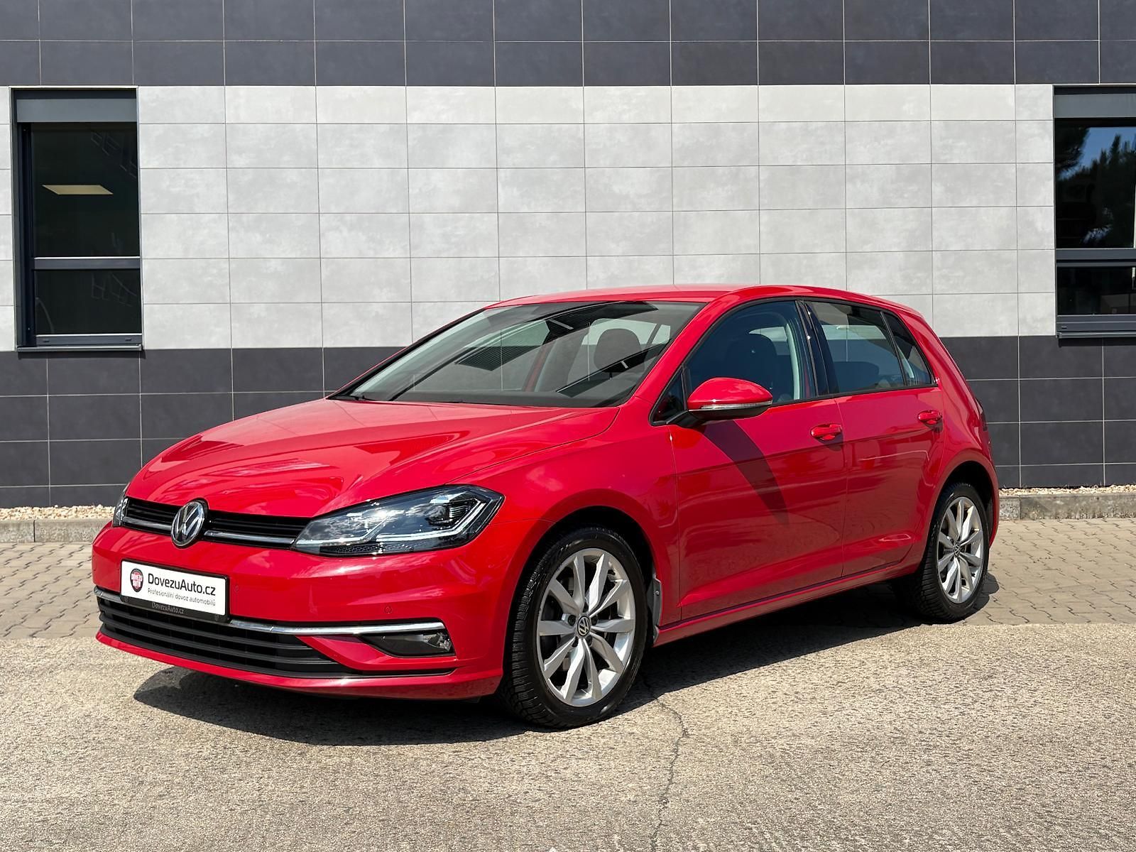 Volkswagen Golf 1.5TSI 110 kW, ČR, 1. MAJ, DPH