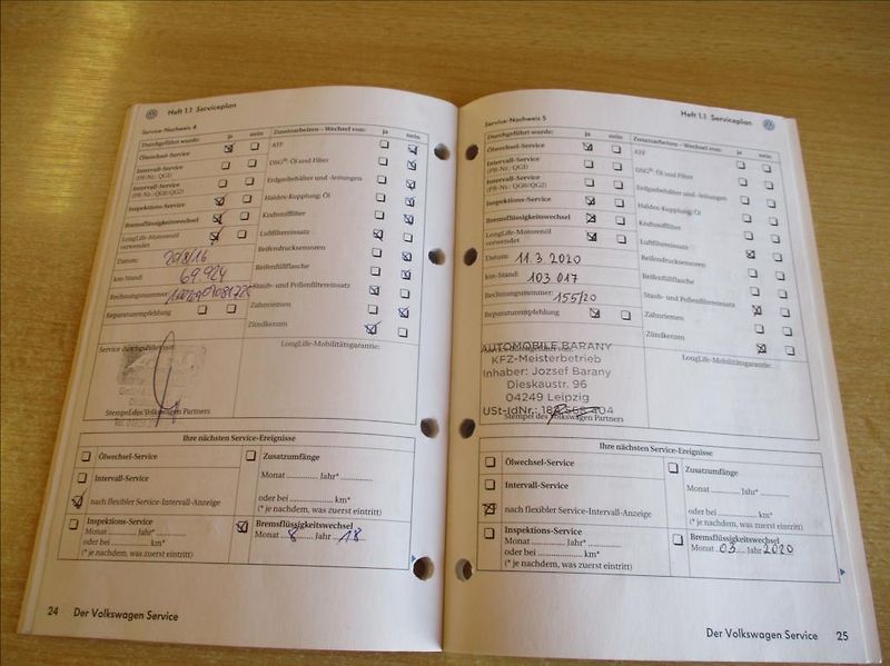 Volkswagen Golf 1,6 i, klima,serviska,1.maj., - fotka 30 z 39