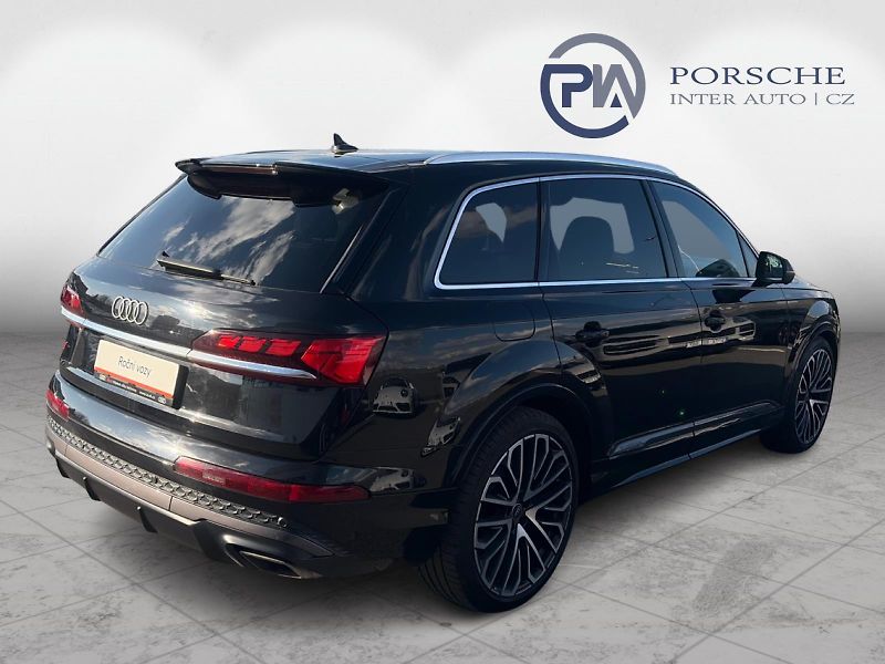 Audi Q7 (2024) 60 eTFSi 360kW - fotka 2 z 25