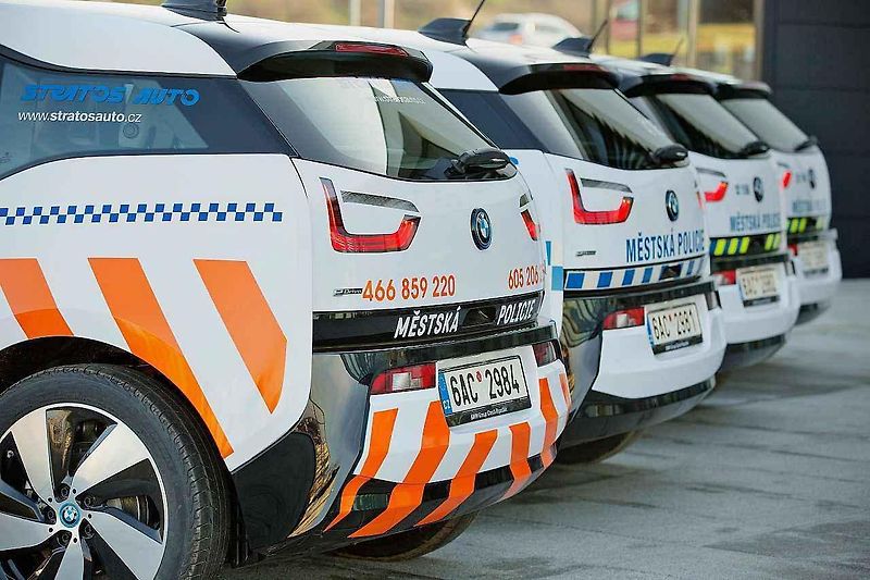 BMW i3 pro policisty.
