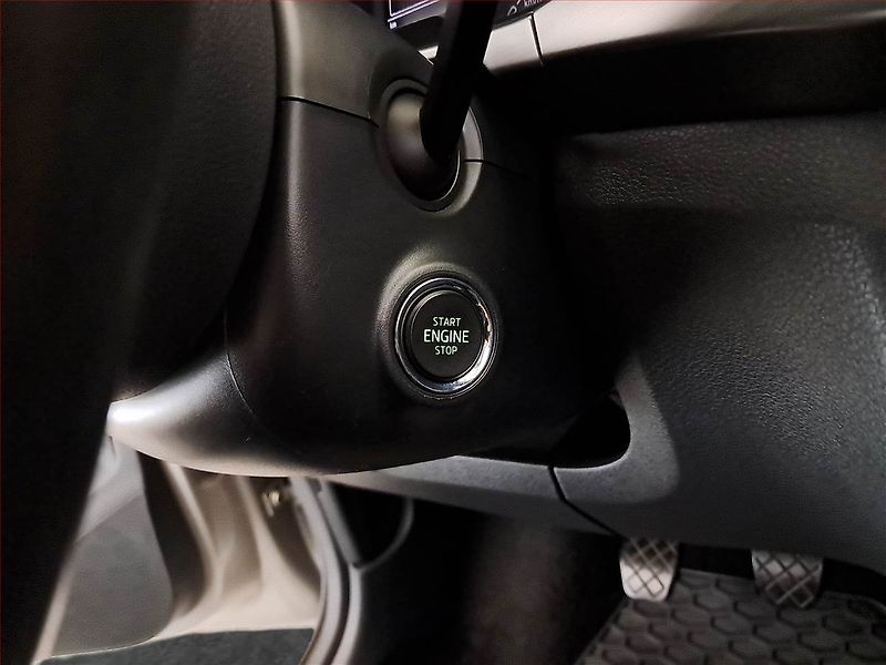 Škoda Fabia (2016) Style 1.2 TSI, Serv.kniha - fotka 21 z 23