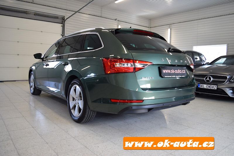 Škoda Superb 1.4 TSI iV DSG 160 kW PRAV.SER - fotka 3 z 63