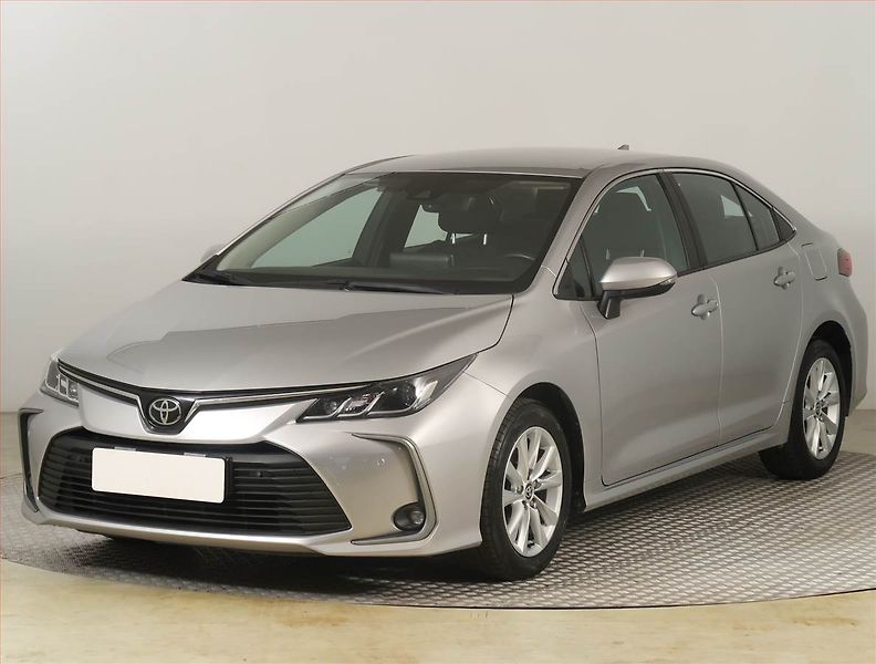 Toyota Corolla (2023) Comfort 1.5 VVT-i, ČR,1.maj - fotka 2 z 18