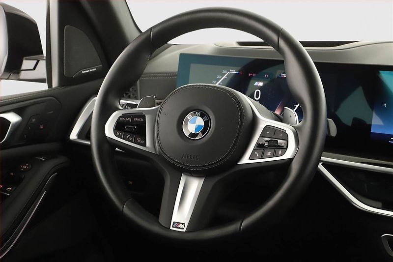 BMW X5 (2024) xDrive30d, Harman/kardon - fotka 18 z 23