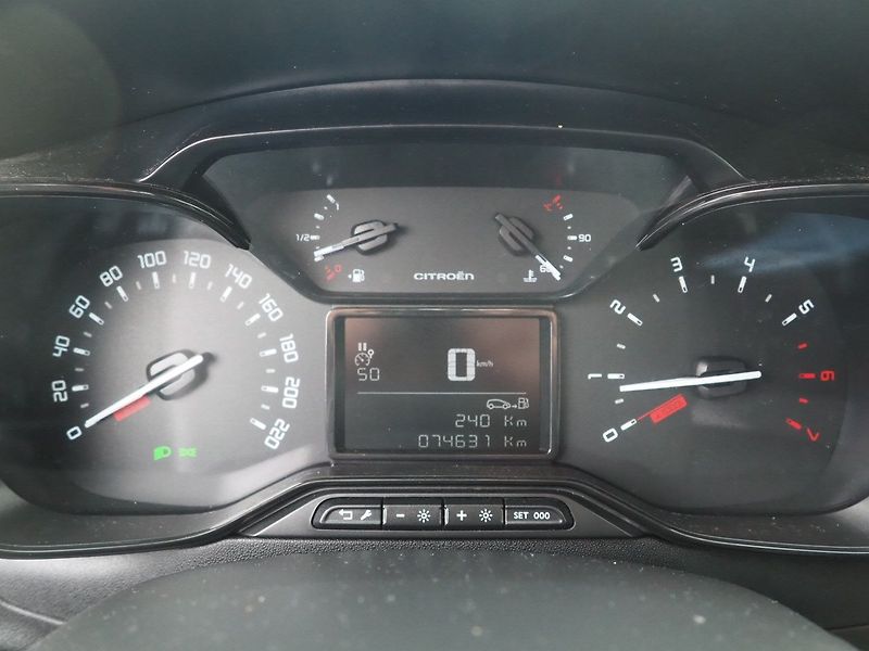 Citroën C3 (2019) 1.2 PureTech, Tažné - fotka 26 z 36