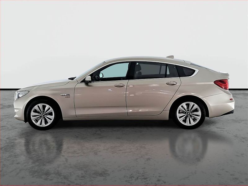 BMW Řada 5 (2010) 530d xDrive GT, 4X4, Automat - fotka 3 z 24