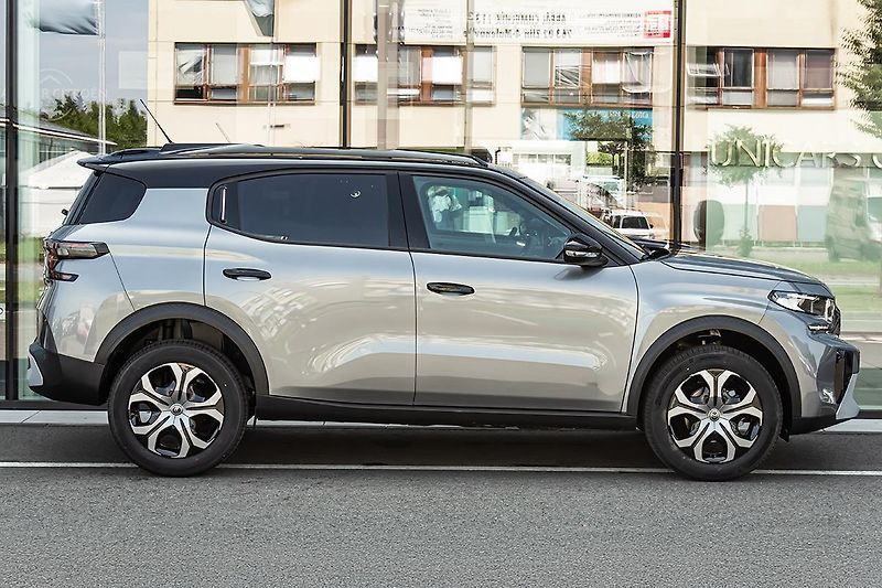 Citroën C3 Aircross (2026) 1,2 PLUS Hybrid 145k Automat - fotka 4 z 18