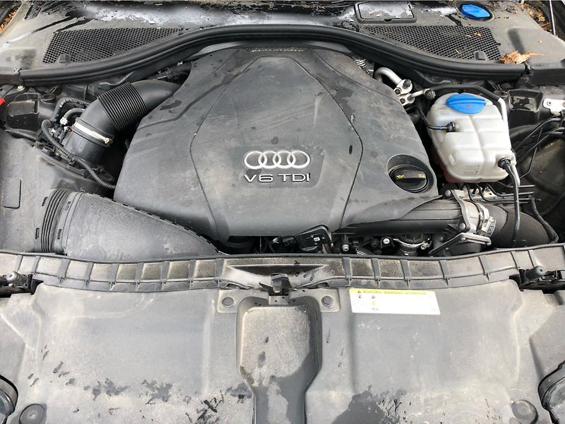 Audi A6 3.0 TDI Tiptronic - fotka 27 z 27