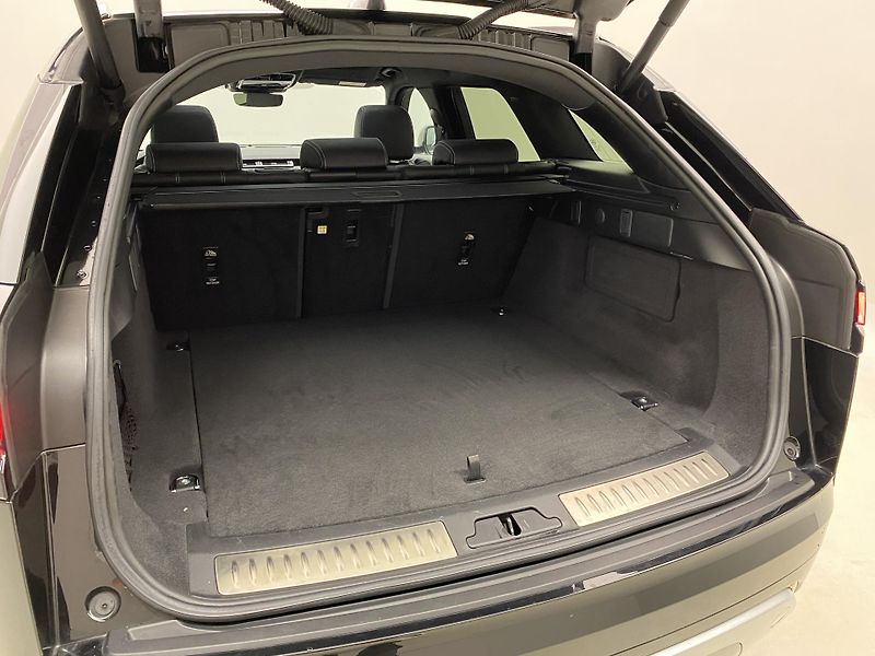 Land Rover Range Rover Velar D200 SE R-DYNAMIC AWD AUT - fotka 6 z 42