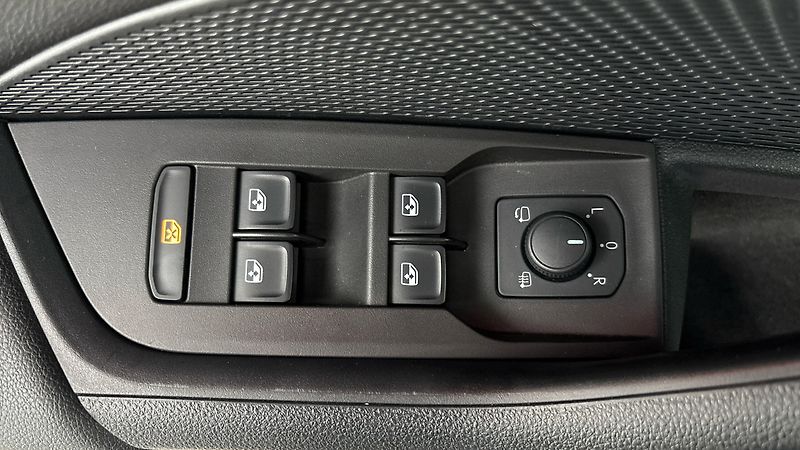 Škoda Octavia 1.5 TSI Style Combi - fotka 21 z 26