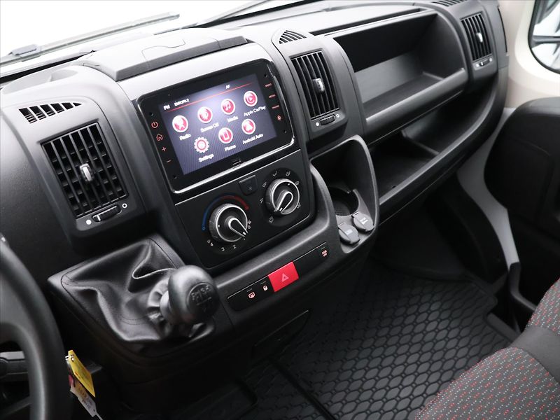 Peugeot Boxer 2,2 HDI 103 KW L3H2 DPH CZ 1.M - fotka 20 z 31