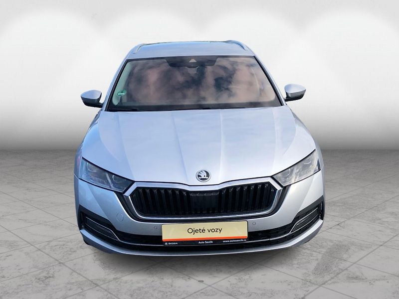 Škoda Octavia 2,0TDi 110kW STYLE DSG - fotka 4 z 29