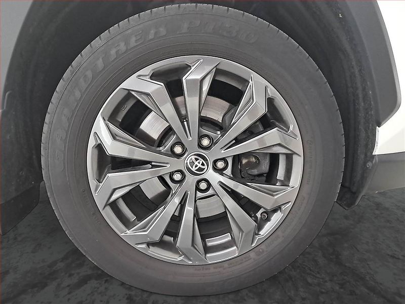 Toyota RAV4 (2022) 2.0 Valvematic - fotka 14 z 17