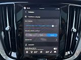 Volvo V60 B4 FWD PLUS DARK // 1. Maj. - náhled 43