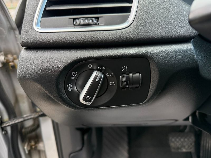Audi Q3 (2012) 2.0TFSi 125kW *1maj*tažné*A/T* - fotka 11 z 21