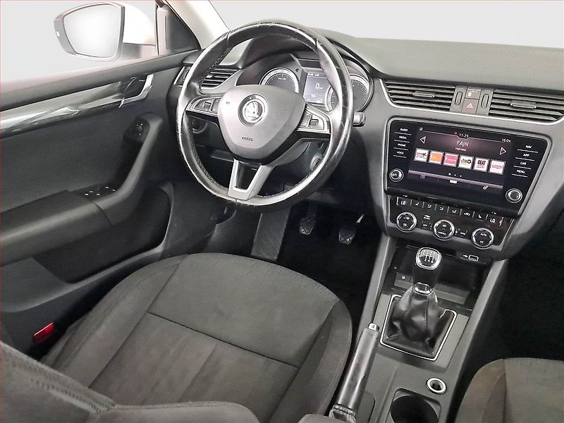 Škoda Octavia (2018) Style 2.0 TDI, Serv.kniha - fotka 7 z 20