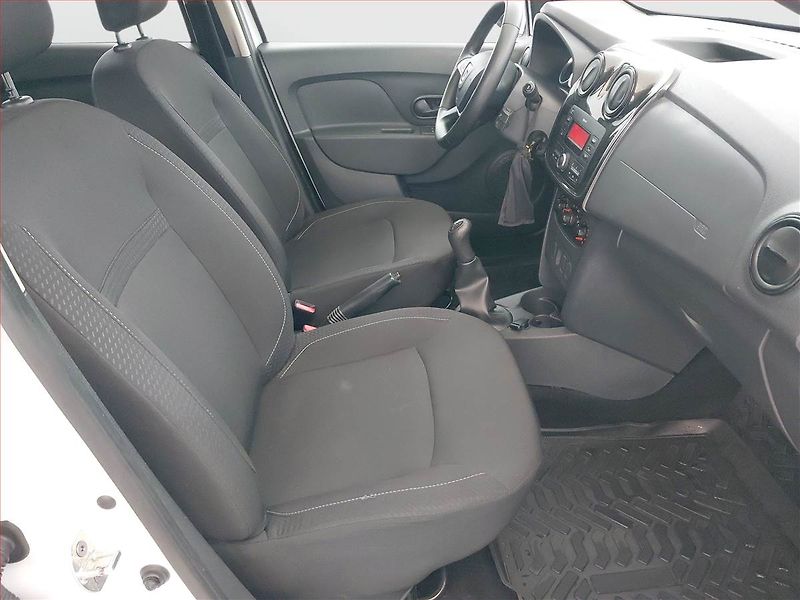 Dacia Sandero (2019) 1.0 SCe - fotka 9 z 13