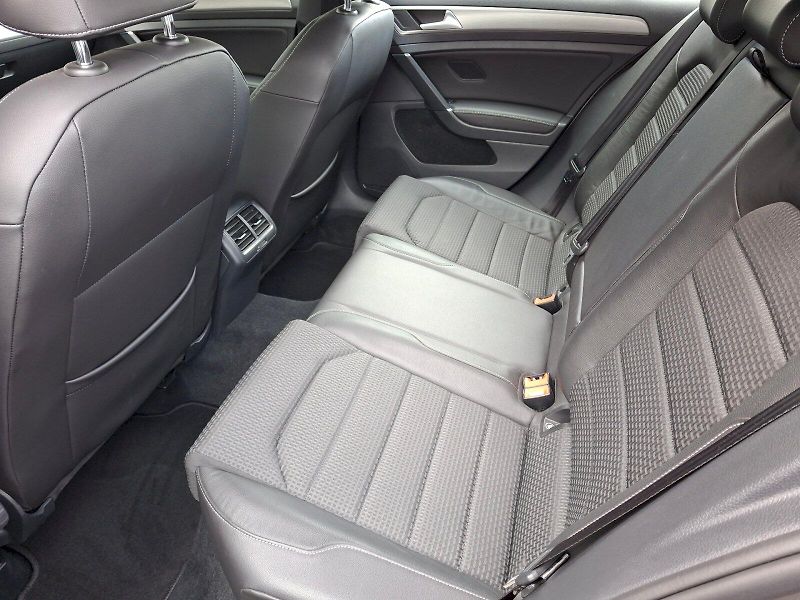 Volkswagen Golf (2017) Comfort 1,4TSi 92kW - fotka 7 z 32