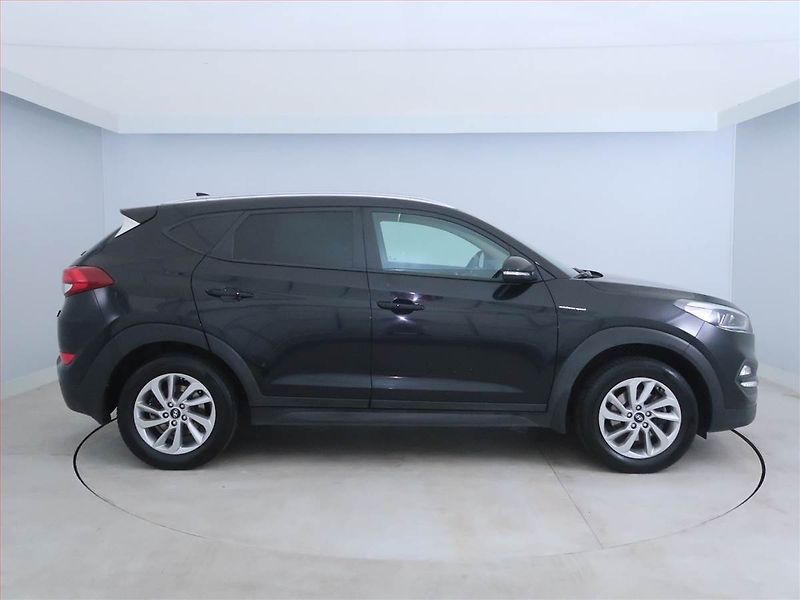 Hyundai Tucson (2016) 1.7 CRDi, Serv.kniha, Navi - fotka 6 z 20
