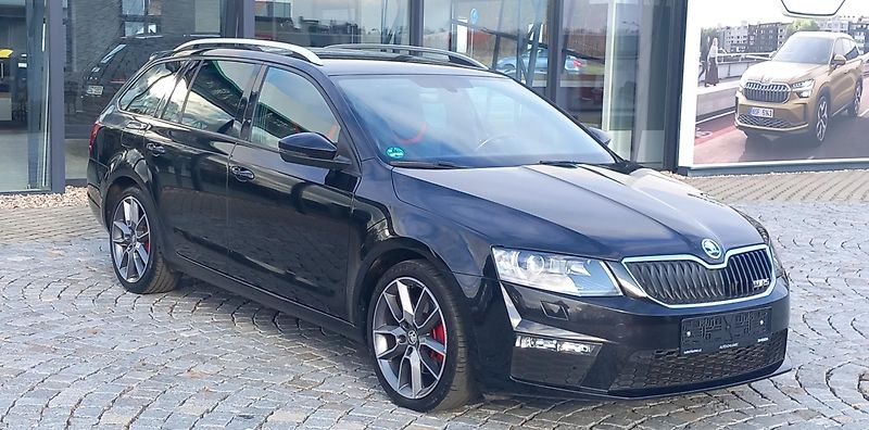 Škoda Octavia RS 2.0 TDI 135kW - fotka 2 z 30