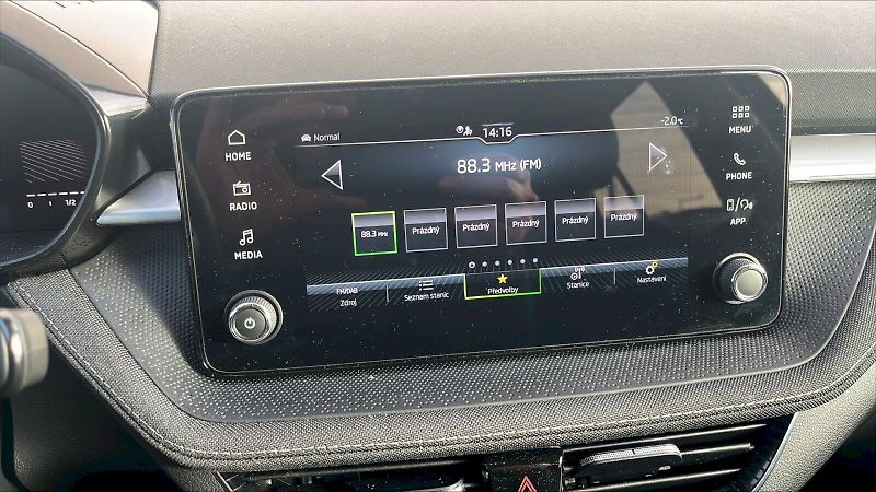 Škoda Fabia (2024) Top Selection 1,0 TSI 85 kW 6- - fotka 17 z 25