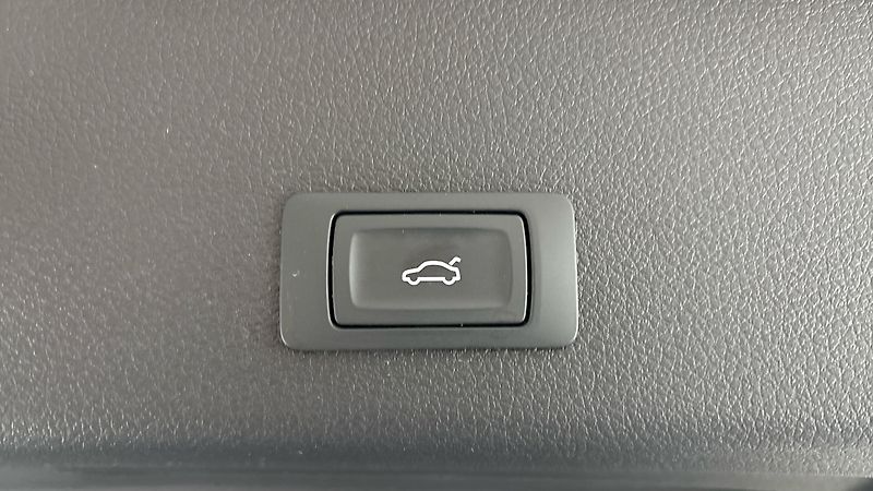 Audi e-tron 55 AUT Quattro - fotka 20 z 26