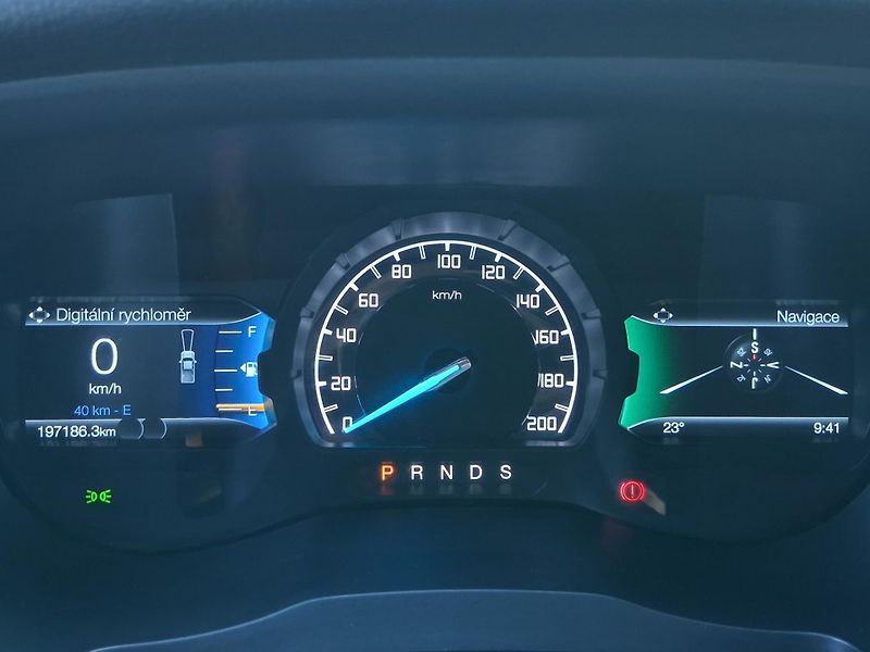 Ford Ranger WILDTRACK 2.0 EcoBl. 4x4 156kW - fotka 12 z 32