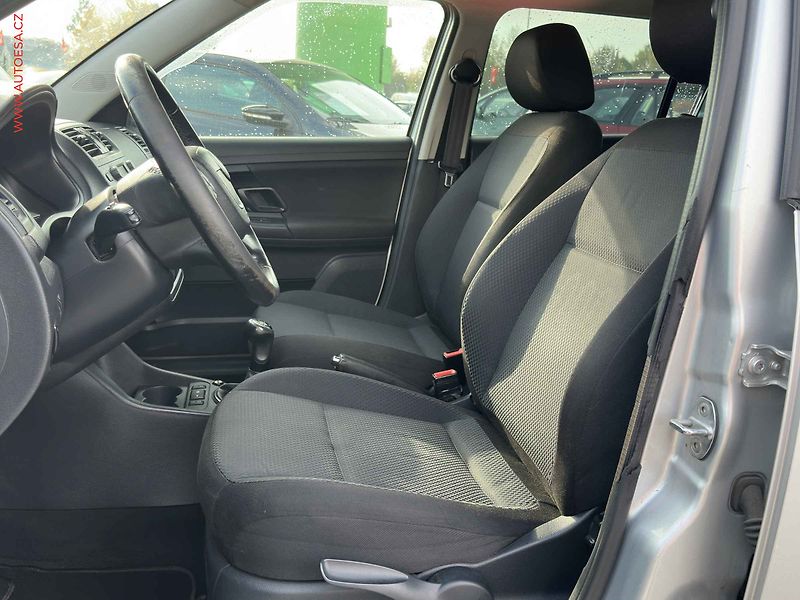 Škoda Fabia (2012) 1.6TDi, ČR, Výhř.sed. - fotka 9 z 20