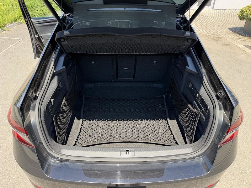 Škoda Superb 2,0TDi 147kW L&K 4x4 aut navi  - fotka 26 z 26