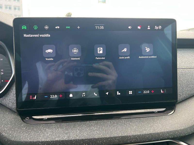 Škoda Octavia Top Selection 1,5 TSI 110 KW D - fotka 12 z 26