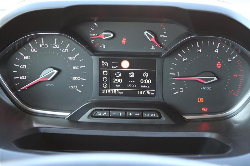 Peugeot Rifter 1,5 BHDi 96kW Active, odp. DPH - fotka 15 z 27