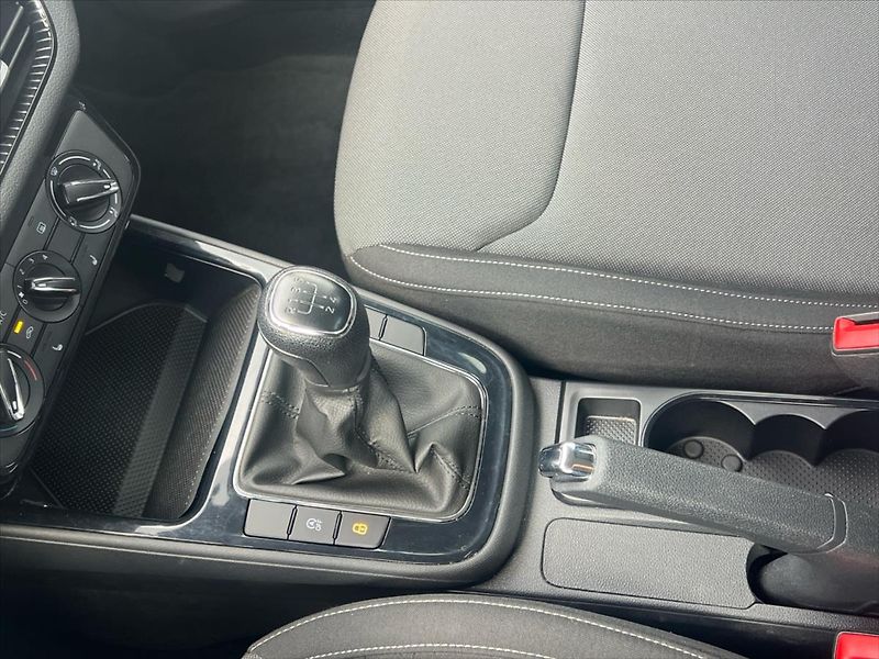 Škoda Fabia 1,0 MPi 59kW SELECTION  IV. - fotka 18 z 23