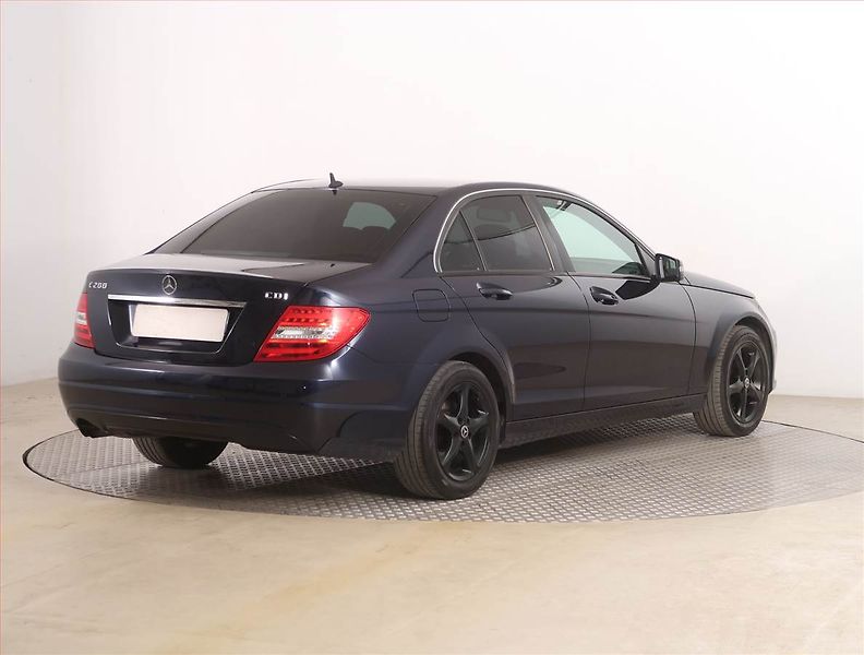 Mercedes-Benz Třídy C (2014) Avantgarde C 200 CDI, Automat - fotka 5 z 18